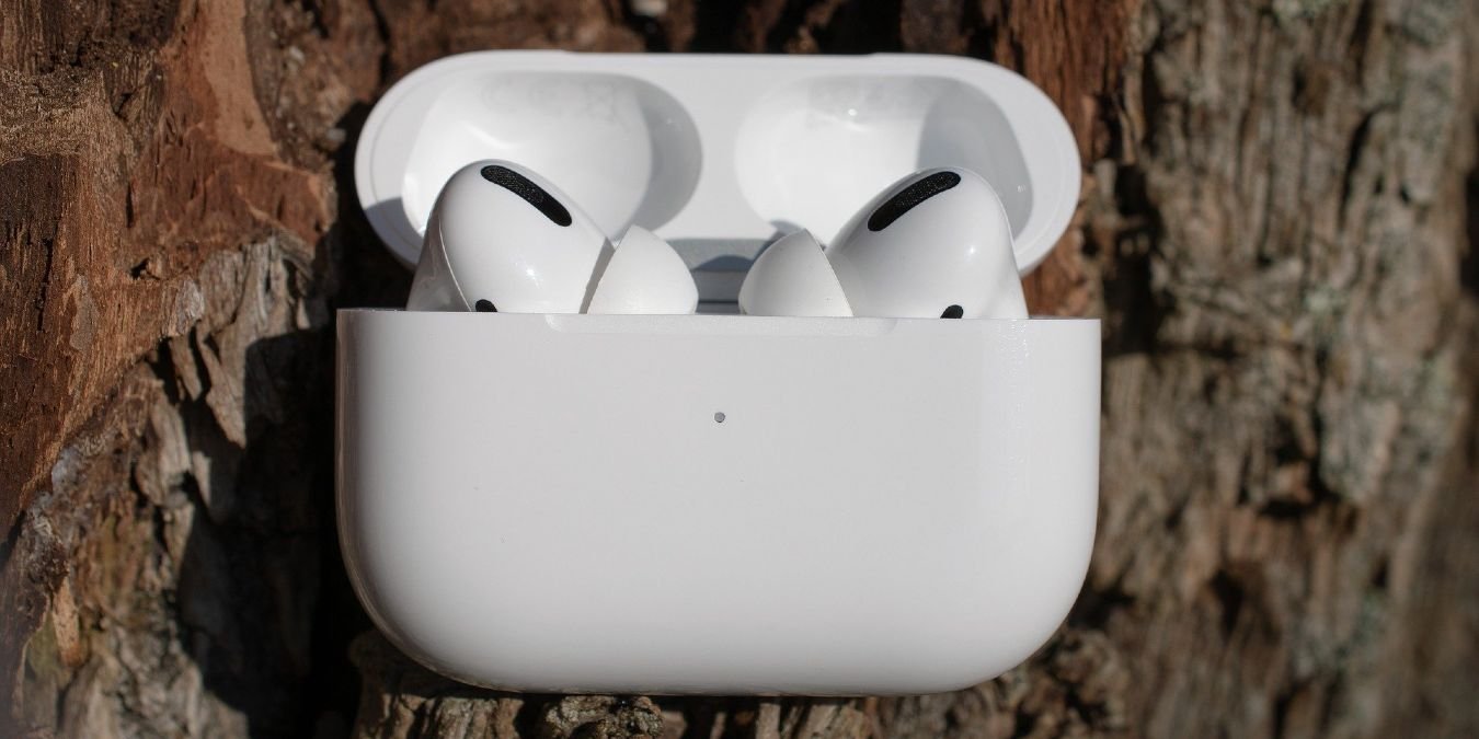 Check Airpods Battery Life Featured