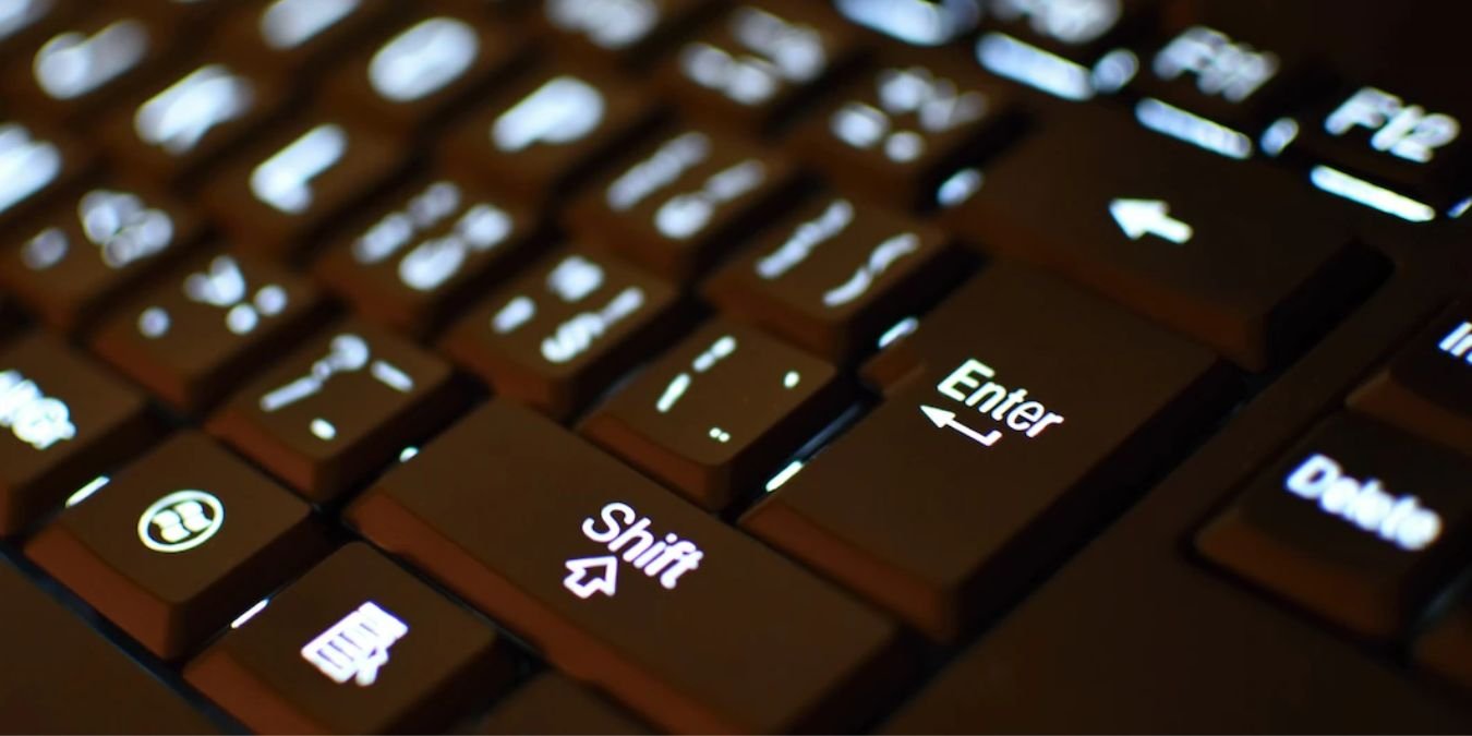This photo shows a keyboard
