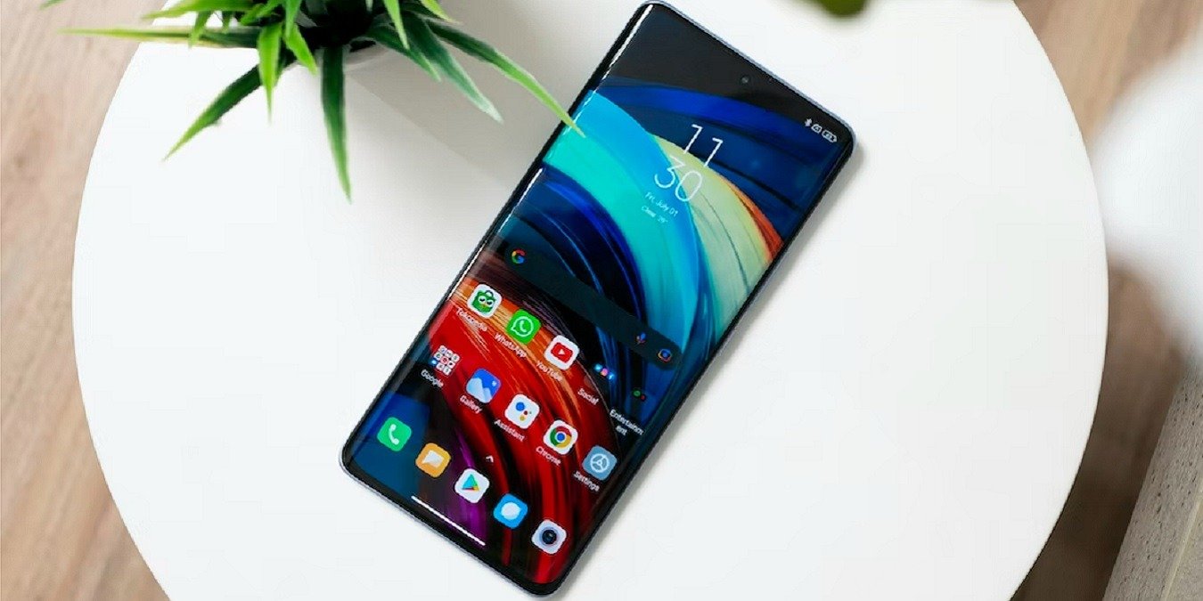 How To Add A Different Wallpaper To Each Android Screen Feature Image