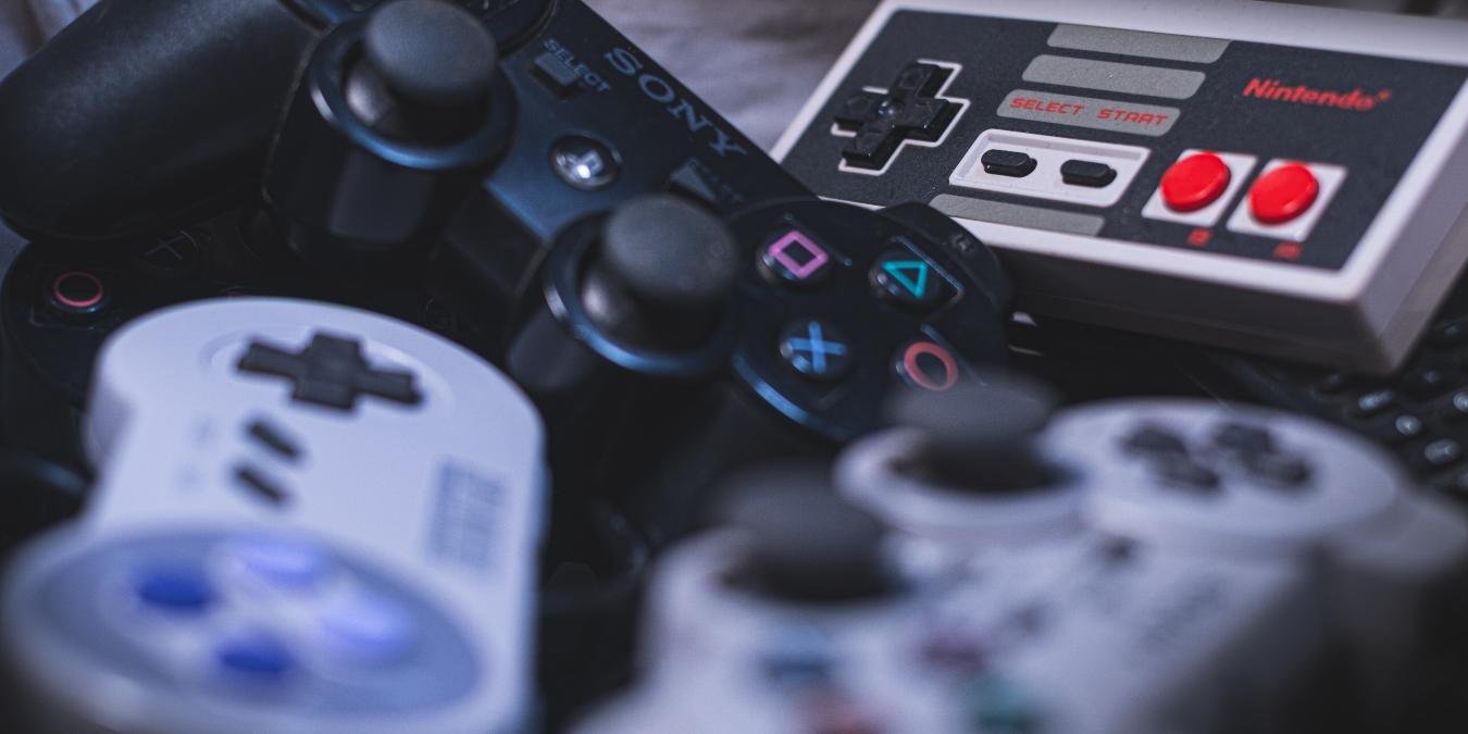 Retro Controllers Feature