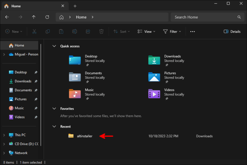 The location of your saved history under the Quick access section.